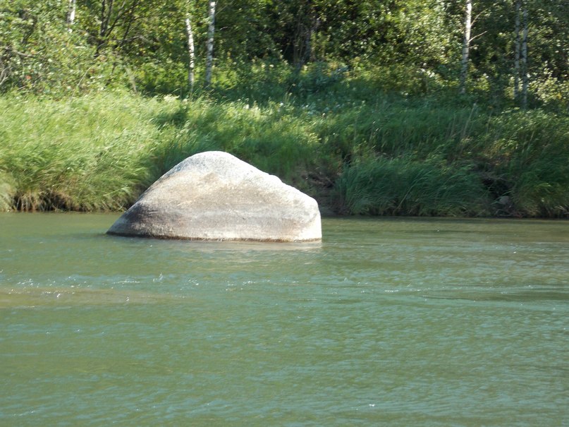 Камни на реке Чарыш